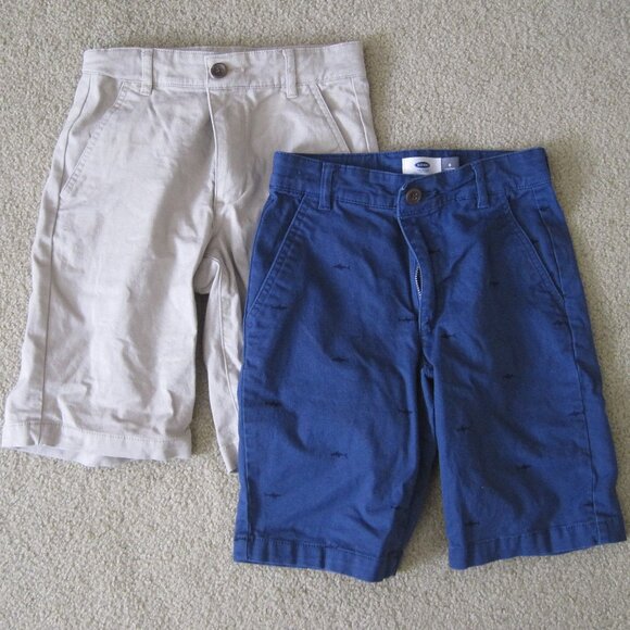 Set of 2 Old Navy Boy’s 8 Slim Navy Blue Shark Khaki Tan Ecru Shorts Summer - Picture 1 of 13